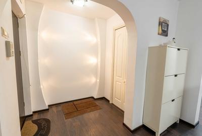 Apartament cu 2 camere decomandat în Faleza Nord