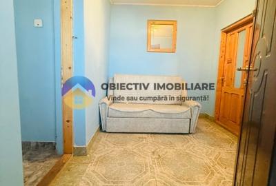 Garsonieră decomandată, mobilată în Săvinești - 4