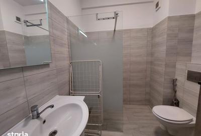 Garsonieră decomandată, mobilată în Central - 9