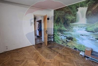 Apartament cu 3 camere decomandat în Titan - 3