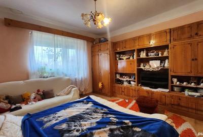 Casă cu 3 camere cu Teren 2081 Mp în Săcueni - 2