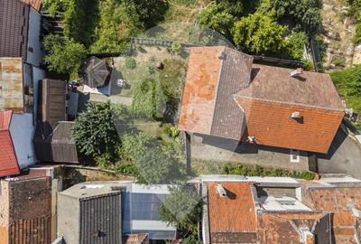 Casa singur in curte Schei - 6