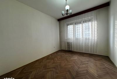 Apartament cu 4 camere decomandat în Republicii - 7
