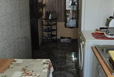 Vand apartament 2 camere Vand apartament 2 camere - 2