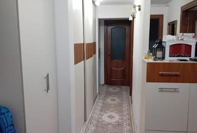 Apartament cu 3 camere decomandate Zona Obcini - 6