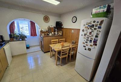 Apartament cu 2 camere decomandat în Micro 17 - 5