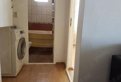 Apartament cu 3 camere semidecomandat în Central - 2