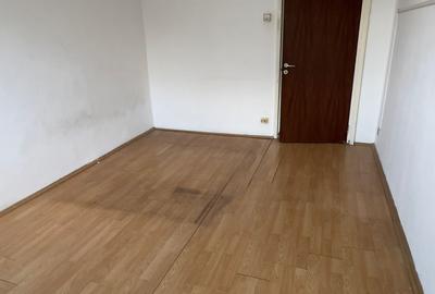 Metrou Basarab - bloc stradal Sos Nicolae Titulescu - 5