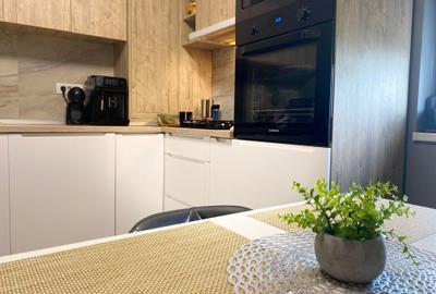 Apartament cu 3 camere, 2 locuri de parcare. Incalzire pardoseala. Comision 0