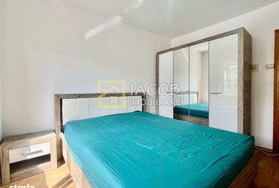 Apartament cu 3 camere decomandat în Coman - 16