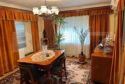 Casă cu Teren 1187 Mp în Central - 17