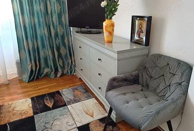 Vanzare 4 Cam.  et.6/10, bl.2001, bd. Decebal -pta Alba Iulia - 3