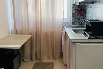 Inchiriez garsoniera sector 4 - 3