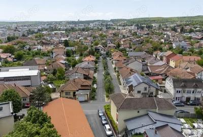 Casă cu 6 camere cu Teren 420 Mp în Central - 7
