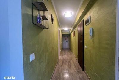 Apartament cu 3 camere decomandat în Băneasa - 1