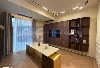 Casă cu 7 camere cu Teren 702 Mp în Central - 8