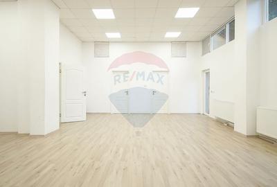 CENTRAL - Cladire birouri DE INCHIRIAT - 6