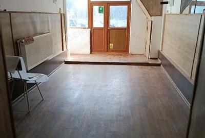 Spațiu comercial, de 88 mp, în Țiglina 3 - 1