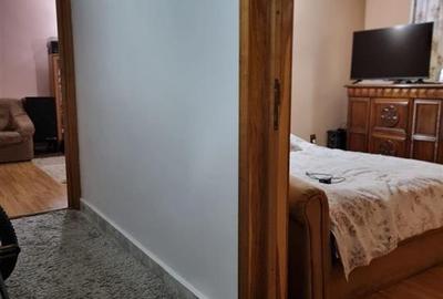 Apartament cu 4 camere decomandat, mobilat în Nicolina - 1