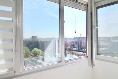 Apartament cu 3 camere semidecomandat în Sud