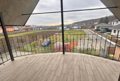 Casă cu 5 camere cu Teren 5000 Mp în Unirea - 5