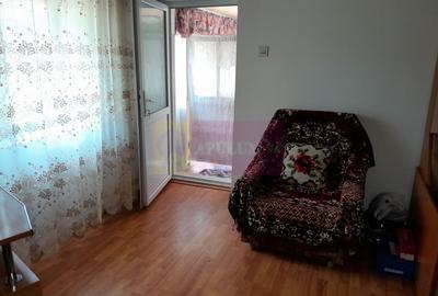 Movilita - vanzare casa 5 cam plus livada pe rod si teren 1800 mp - 56