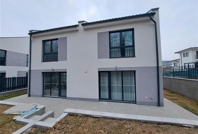 Duplex cu 4 camere cu Canalizare în Exterior Nord - 11