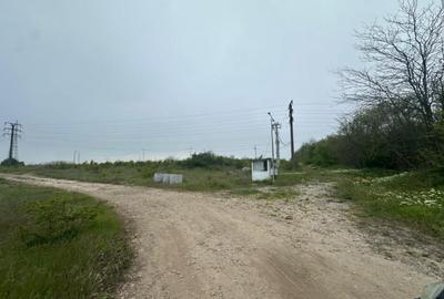 Teren de 46000 mp, în Central - 12