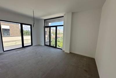 Eleganță Contemporană pe Trei Niveluri - Triplex cu Terase Panoramice - 4