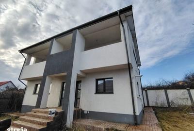Casă cu 4 camere cu Teren 400 Mp în Bucium - 7
