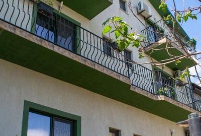 Casă multifuncțională P+1+M - 10 camere, 2 bucătării, living spațios - 1