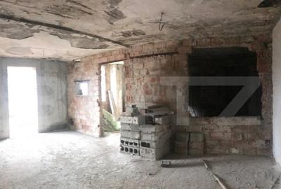 Spațiu comercial, de 1,250 mp, în Central - 5