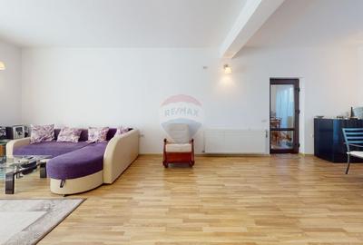 Casă cu 5 camere cu Teren 495 Mp în Central - 2