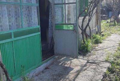 Casă individuală cu 4 camere cu Canalizare în Central - 4
