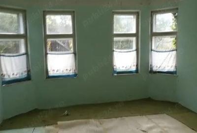 Casă cu 3 camere cu Teren 1400 Mp în Ogra - 4