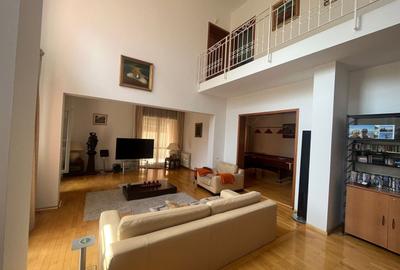 Casă individuală cu 7 camere cu Canalizare în Iancu Nicolae - 5