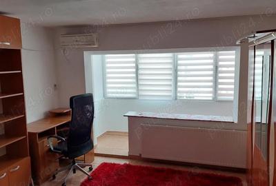 Garsonieră decomandată în Decebal - 6