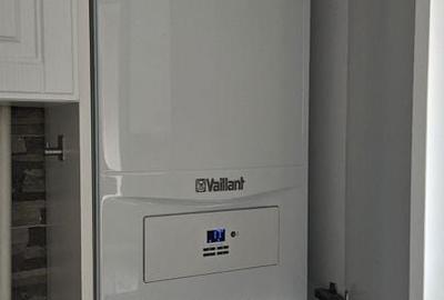 Coresi -Bloc Maurer M9, etajul 1, mobilat, parcare - 17