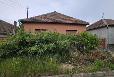 Casa 75 mp +teren 1.246 mp str.Faurilor, nr.63 ARAD - 2