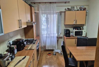Apartament cu 3 camere decomandat în Central - 9