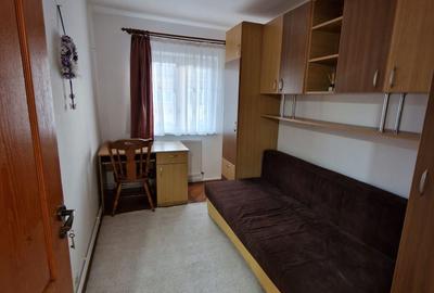 Apartament cu 3 camere decomandat în Valea Aurie - 6