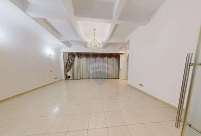 Spatiu deosebit | Destinatie mixta | Locuri parcare | 13 ... - 31