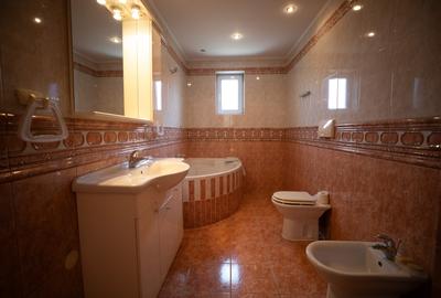 Casă individuală cu 4 camere cu Garaj în Lipovei - 10