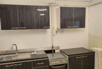 De vanzare apartament 6 camere Piata Romana. Pret NEGOCIABIL De vanzare apartament 6 camere Piata Romana. Pret NEGOCIABIL - 14