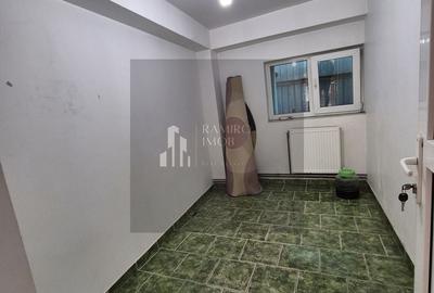 Casă individuală cu 5 camere cu Canalizare în Central - 16