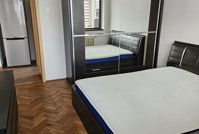 Apartament cu 2 camere decomandat în Văcăresti - 6