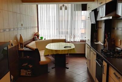 Proprietar inchiriez apartament 2 camere - Bloc Vega - Strada Tecuci - 1