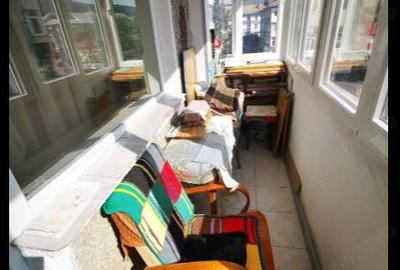 Vand apartamentul meu, cu 1 camera, din Zona Clubului Tineretului, etajul 2, Municipiul Piatra Neamt - 1