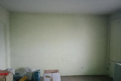 Apartament cu 3 camere decomandat în Brăilei - 4