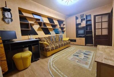 Apartament cu 3 camere decomandat în Mărăști